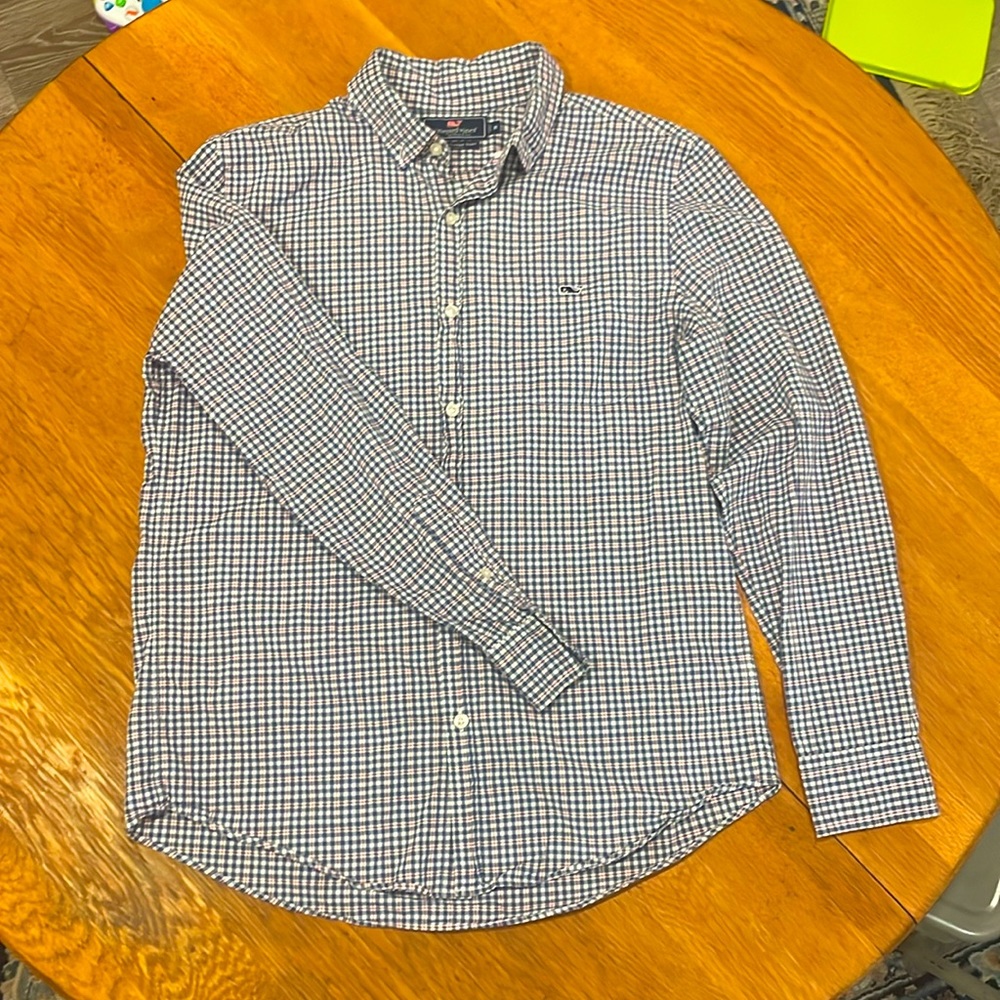 Vineyard Vines long sleeve button up blue and red checkered shirt. Men’s medium.